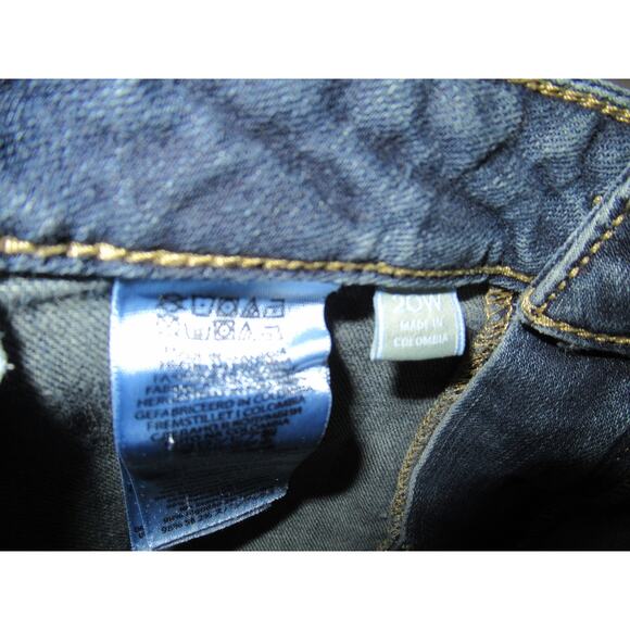 Micheal Kors Bootcut Blue Jeans - Picture 3 of 3